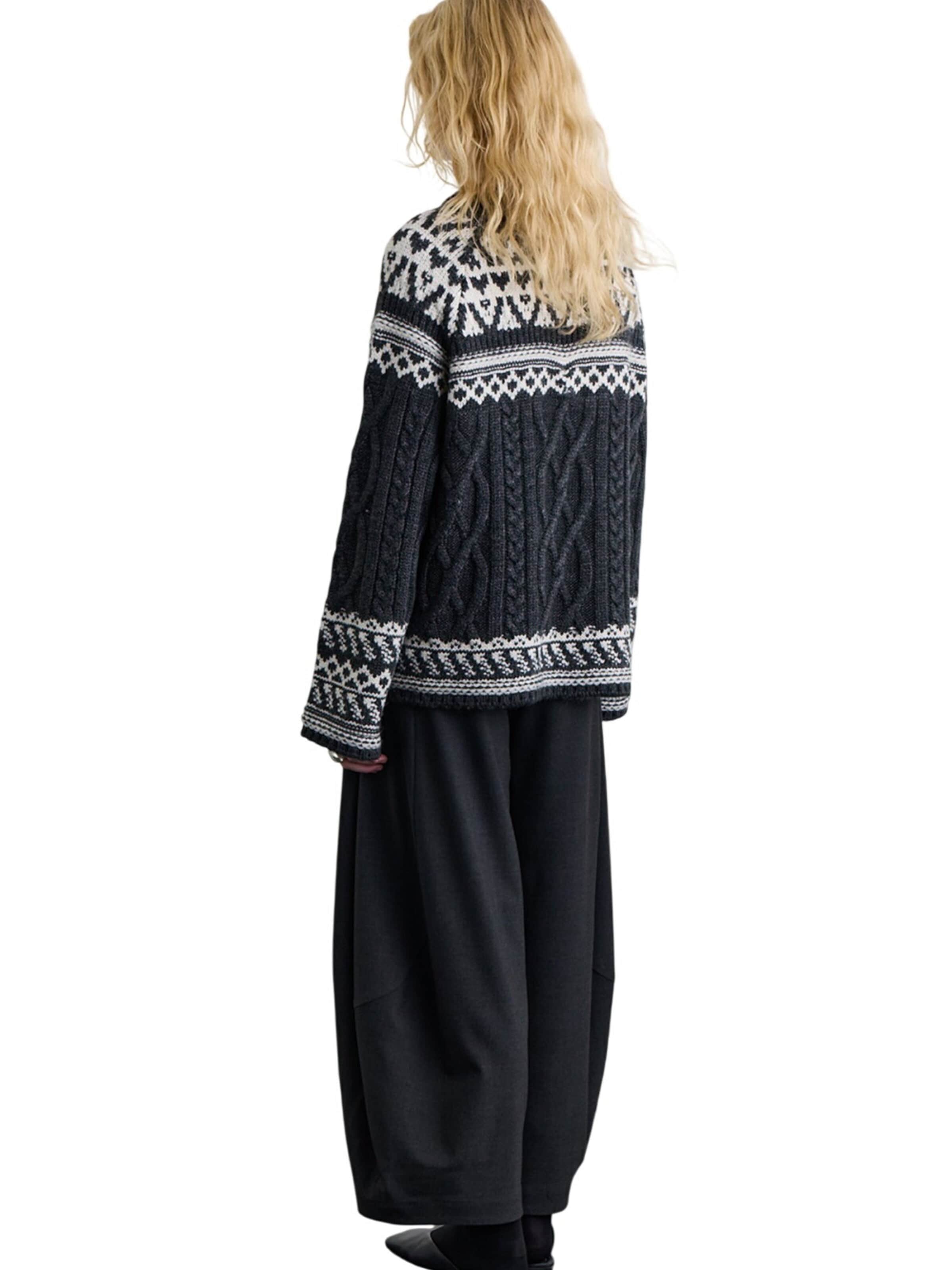 MANUKA Sweater in Grey