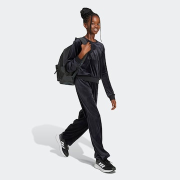 ADIDAS SPORTSWEAR Loose fit Sports trousers 'Seasonal Essentials' in Grey