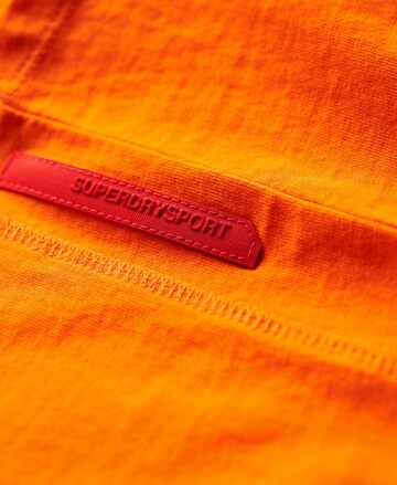 T-Shirt fonctionnel Superdry en orange