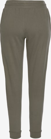 BENCH Slim fit Pants in Green