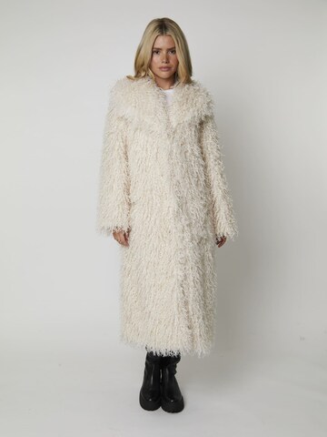 South Beach Between-Seasons Coat in Beige