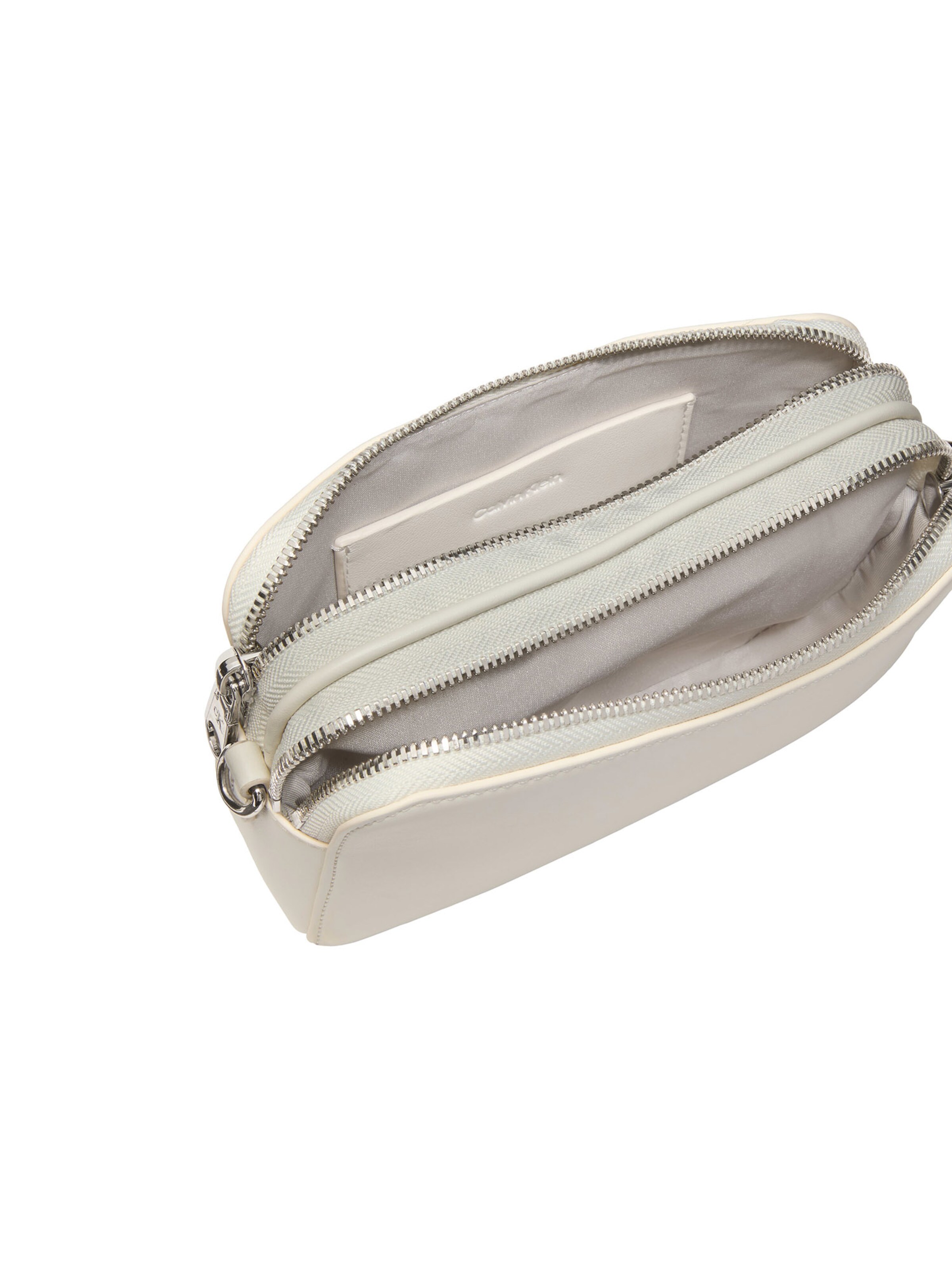 Calvin Klein - Bolso de hombro en blanco