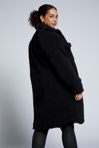 Studio Untold Winter Coat in Black