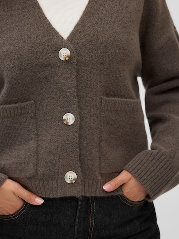 Cardigan 'GEMMA' Aware en marron
