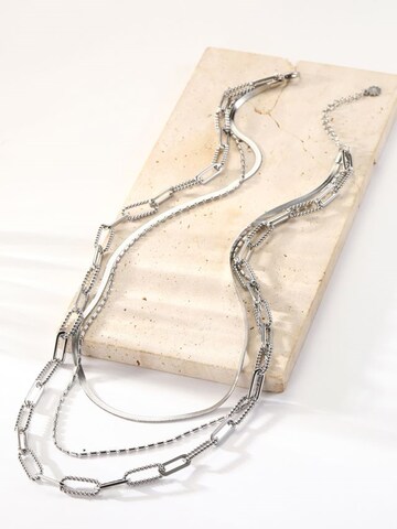 Hey Happiness Ketting 'Timeless Triple' in Zilver