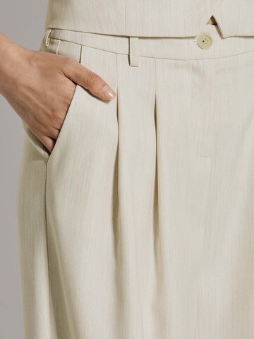 Loosefit Pantalon à pince MADELEINE en blanc