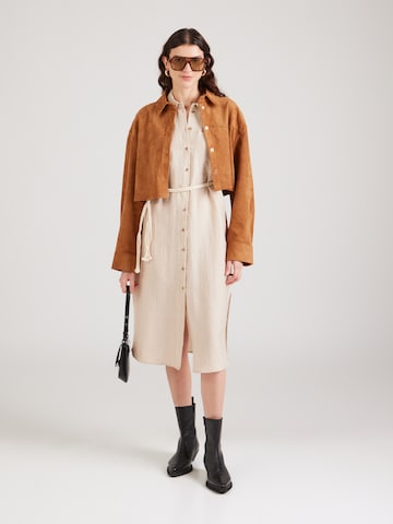 Robe-chemise 'VMHEAVEN' VERO MODA en beige