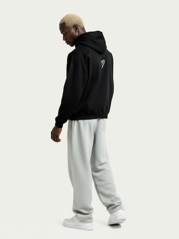 Farfromlove Sweatshirt‌‌‌‌‌‌‌‌‌‌ in Schwarz