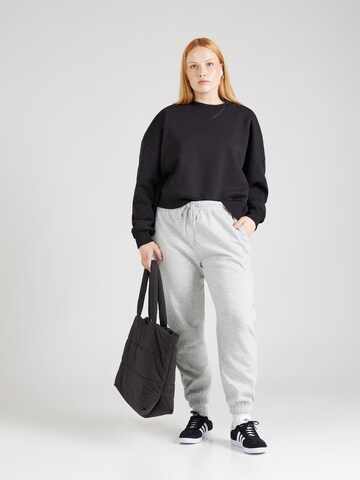 PIECES Curve Tapered Hose 'PCCHILLI' in Grau