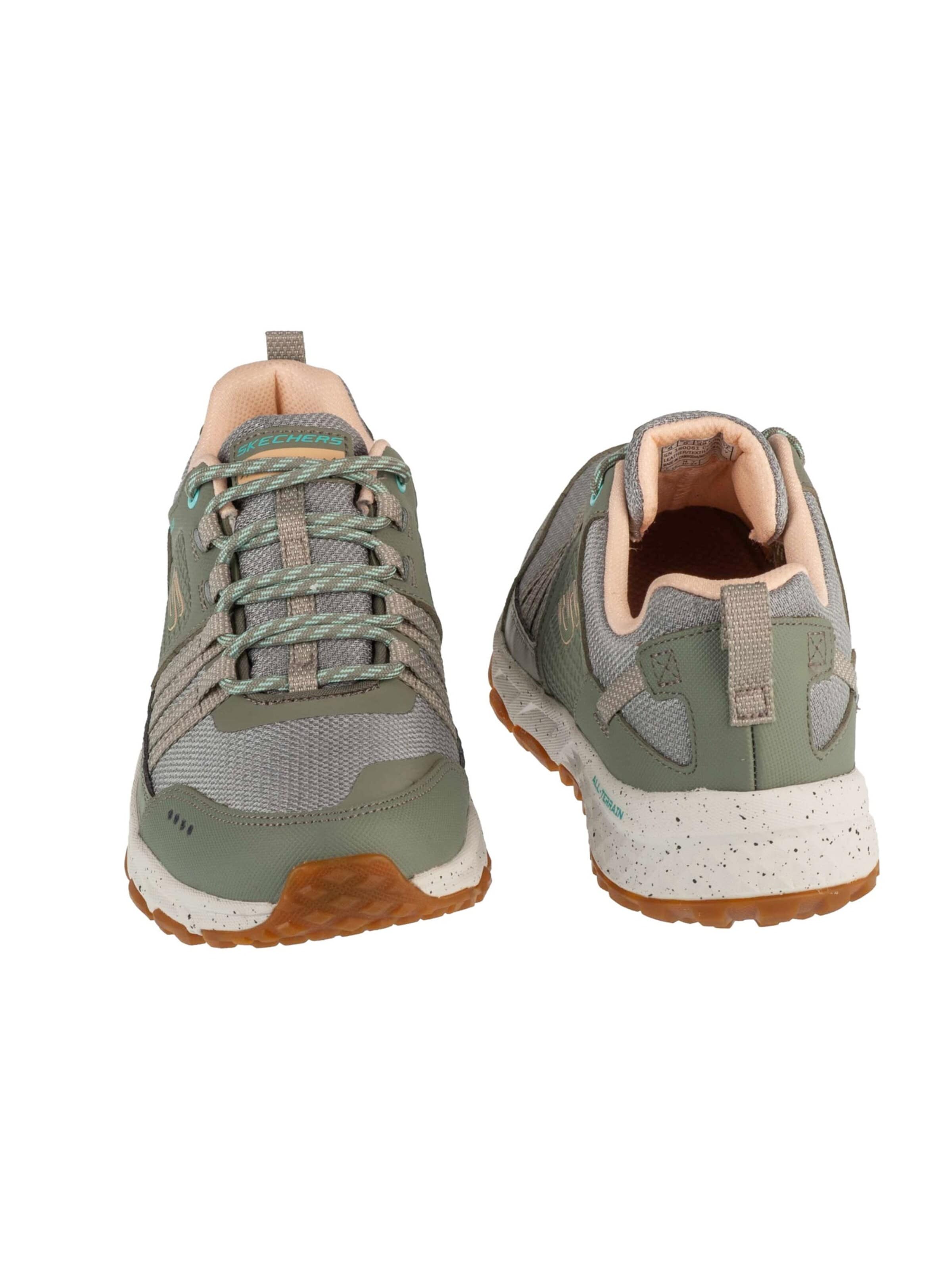 SKECHERS Sneaker in Grün