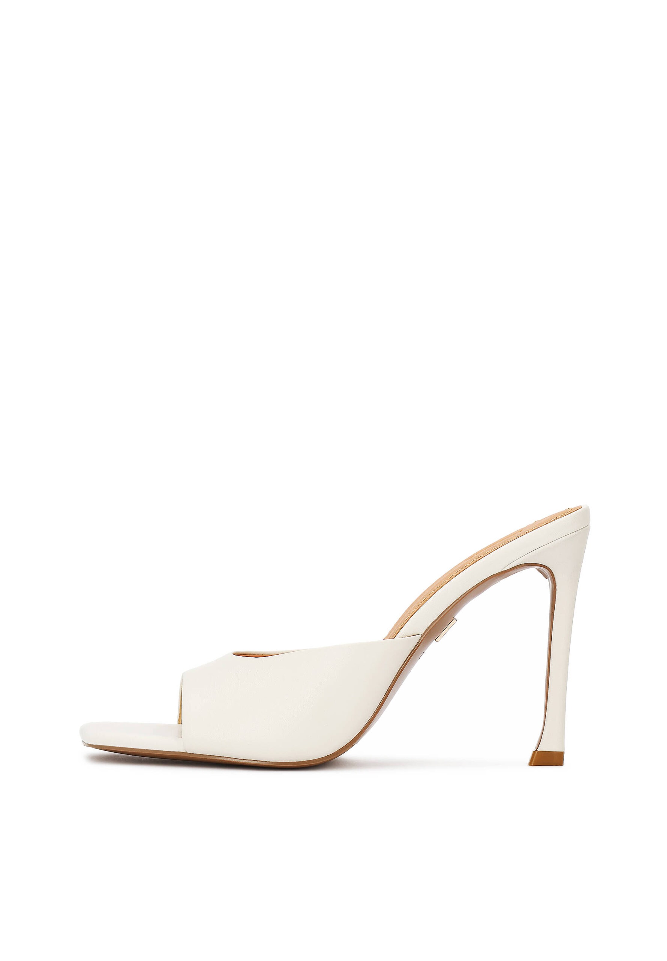 Zoccoletto di Kazar in bianco: frontale