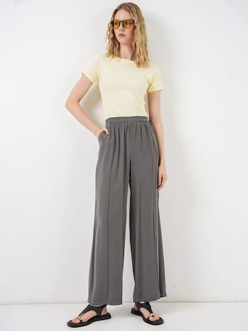Wide Leg Pantalon Bigdart en gris