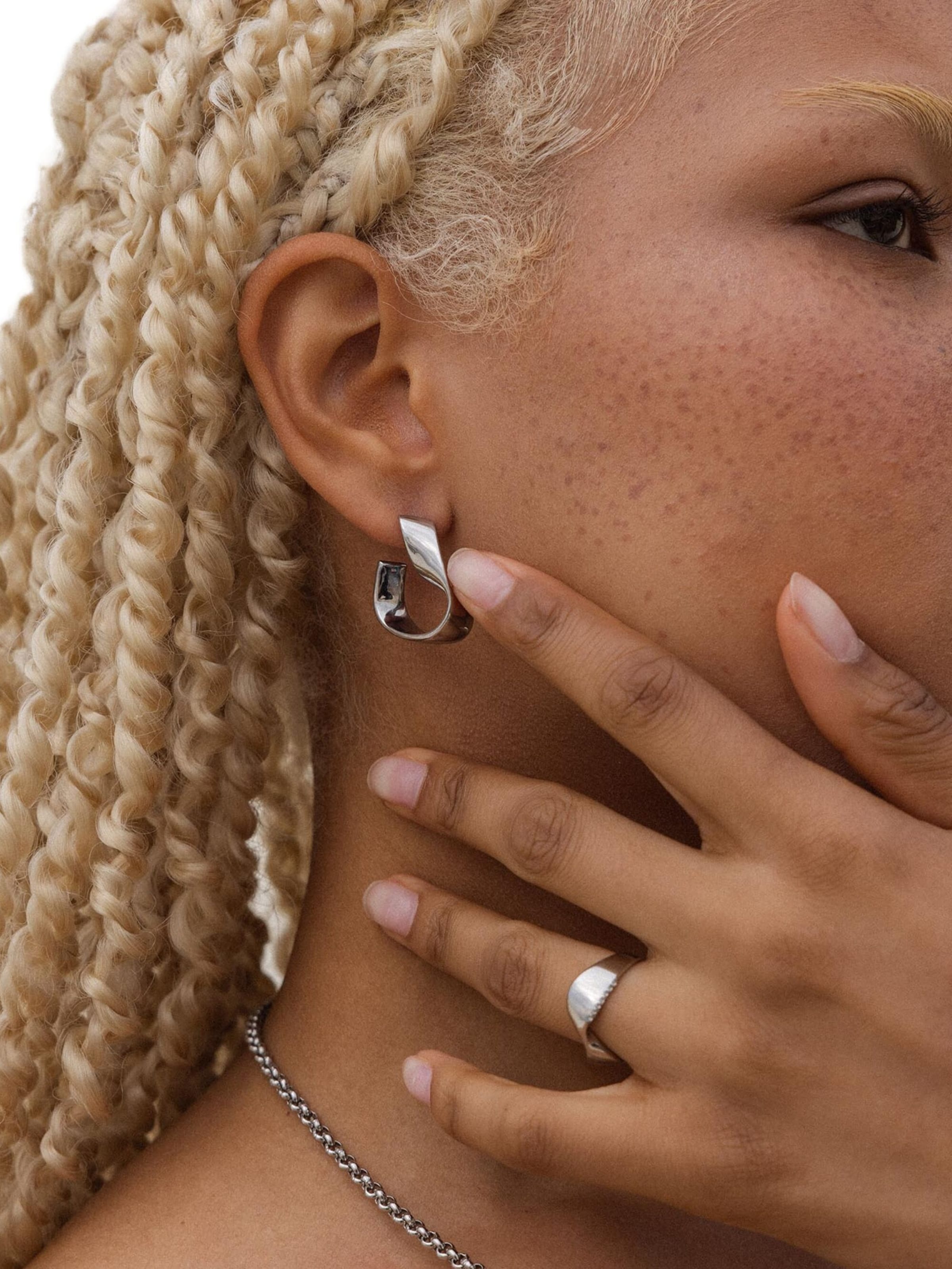 PURELEI Earrings 'River' in Silver: front