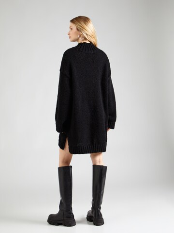 Monki Трикотажное платье в Черный