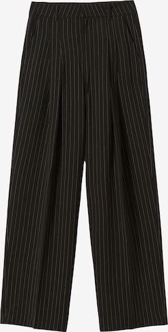 Bershka Loosefit Plissert bukse i svart: forside
