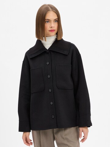OPUS Between-season jacket 'Josia' in Black: front