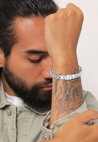 KUZZOI Armband in Silber: Vorderseite