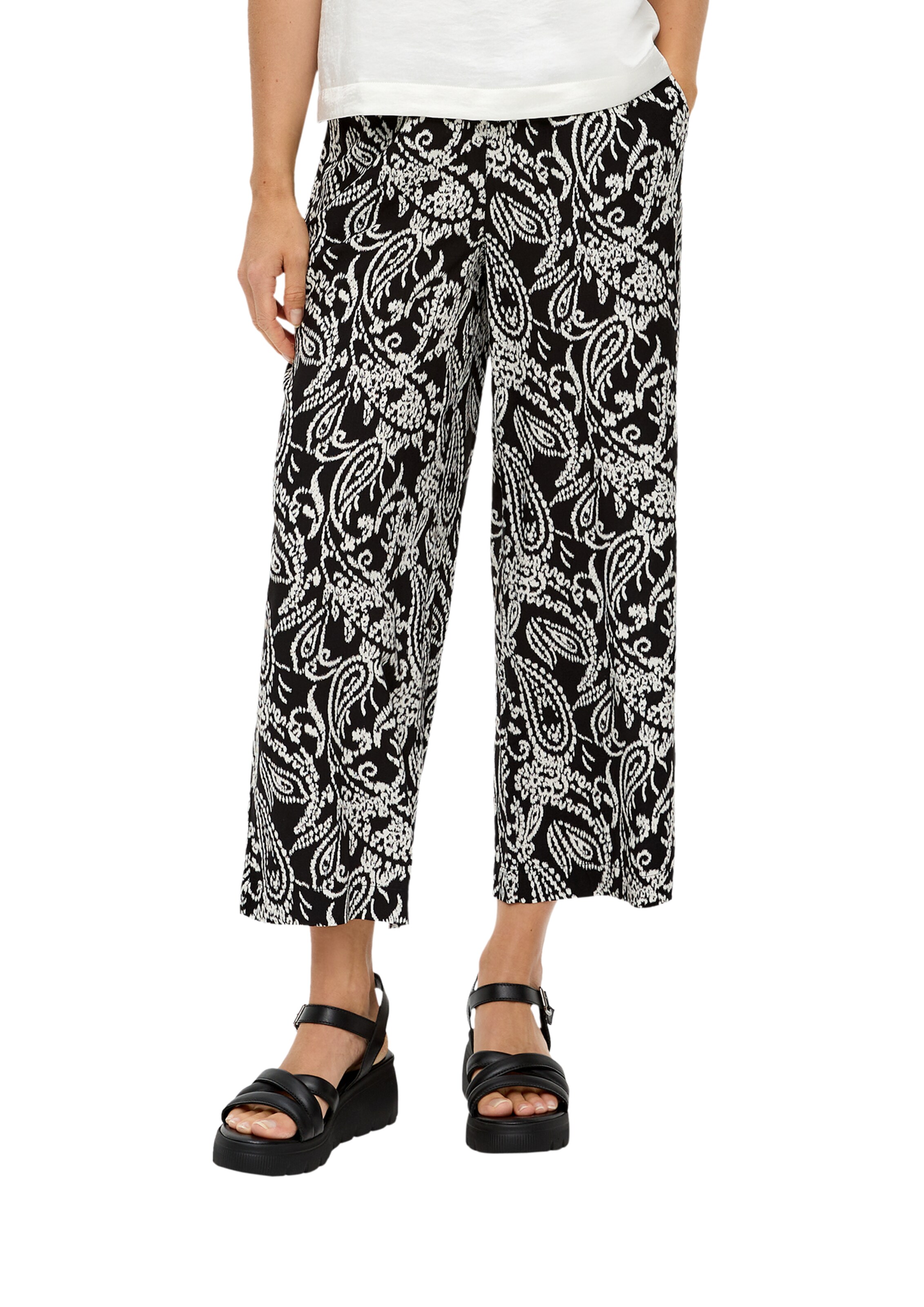 Wide Leg Pantalon s.Oliver en noir : devant