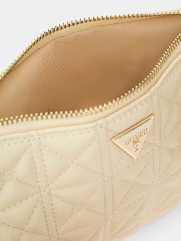 GUESS Clutch in Beige