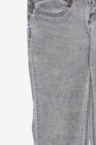 Gang Jeans in 29 in Grey