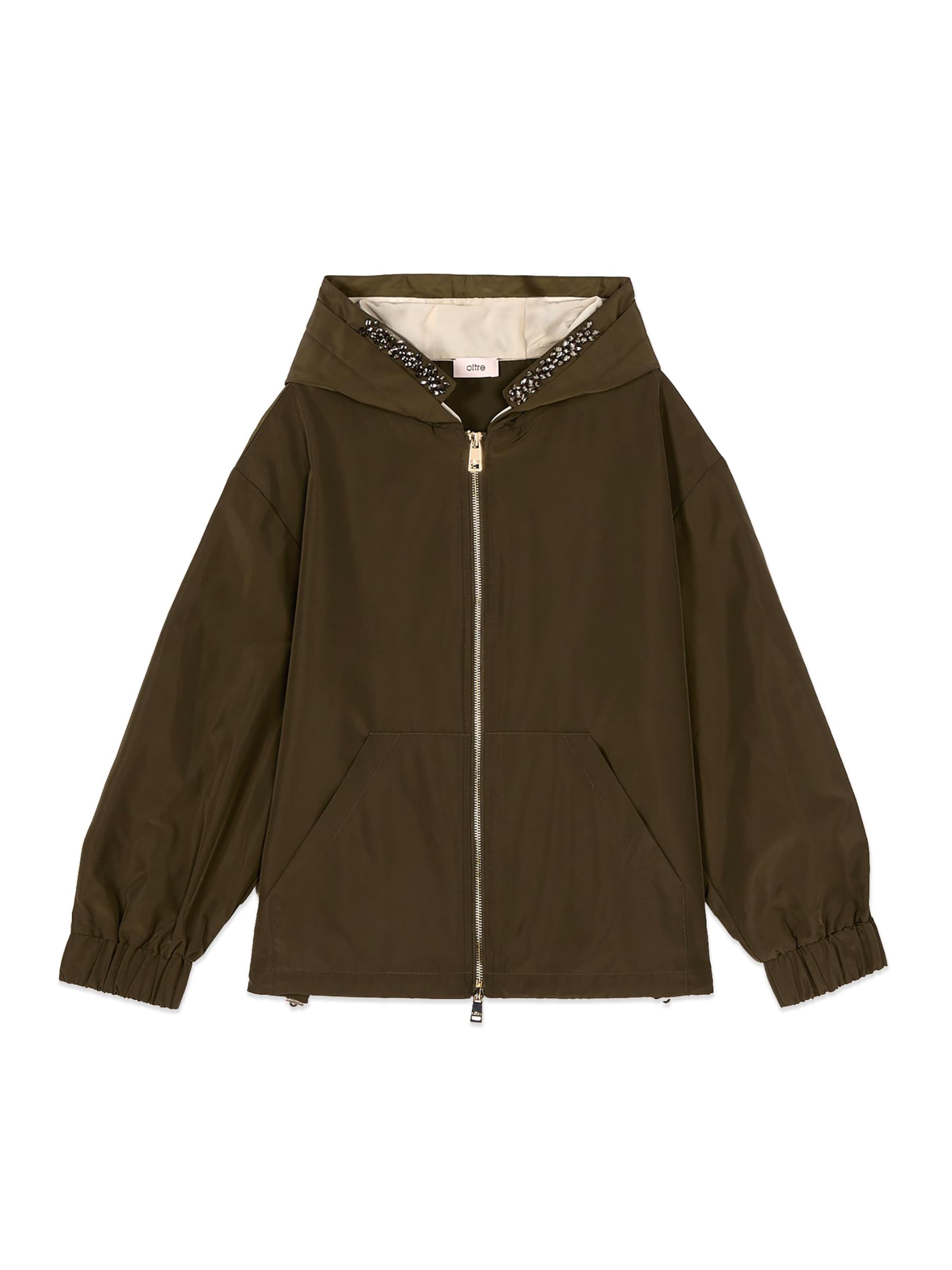 Cappotto invernale di oltre in verde: frontale