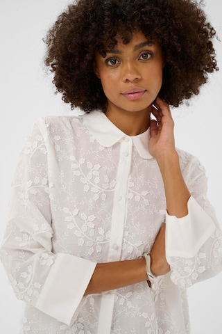 T-shirt 'CUmoni' CULTURE en blanc