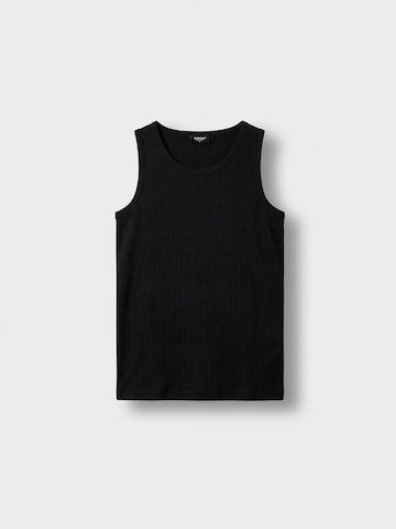 Burocs Undershirt in Black: front