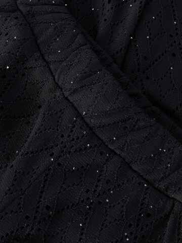 NAME IT - Pierna ancha Pantalón en negro