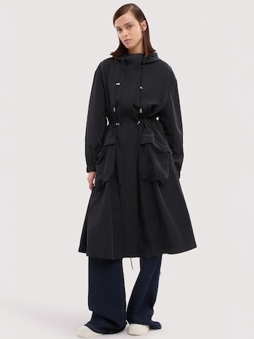 Trussardi Wintermantel in Zwart: voorkant