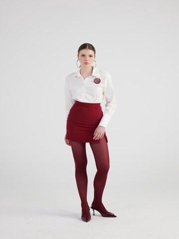 HOLLY LOLLY Blouse in White: front