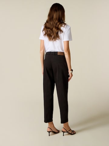 Loosefit Pantaloni di oltre in nero