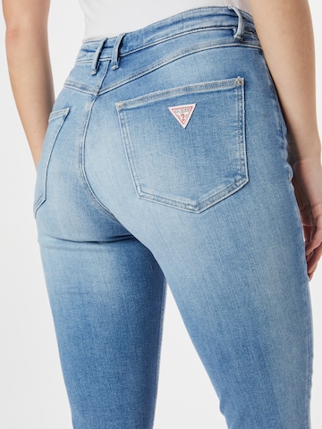 Coupe slim Jean '1981' GUESS en bleu