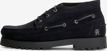 TOMMY HILFIGER Chukka boots i blå: framsida