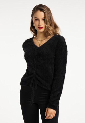 Pull-over faina en noir : devant