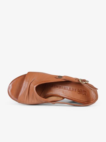 A.S.98 Hochhackige Sandalen in Beige