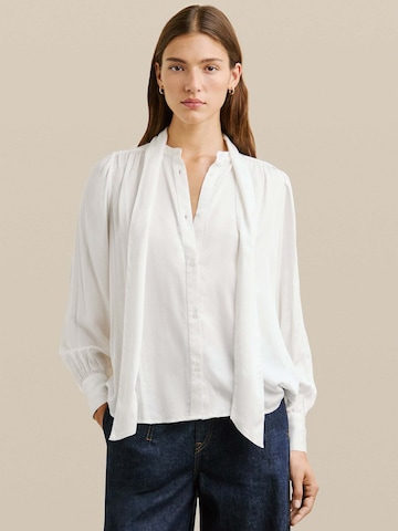 Chemisier Pepe Jeans en blanc : devant