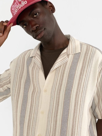 Pull&Bear Comfort fit Button Up Shirt in Beige