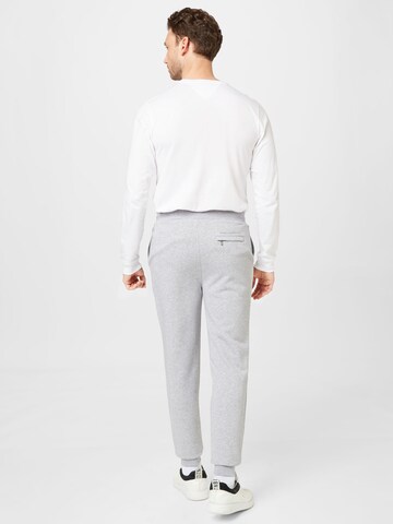 Effilé Pantalon Karl Lagerfeld en gris
