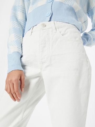 Regular Jeans 'Blair' de la River Island pe alb