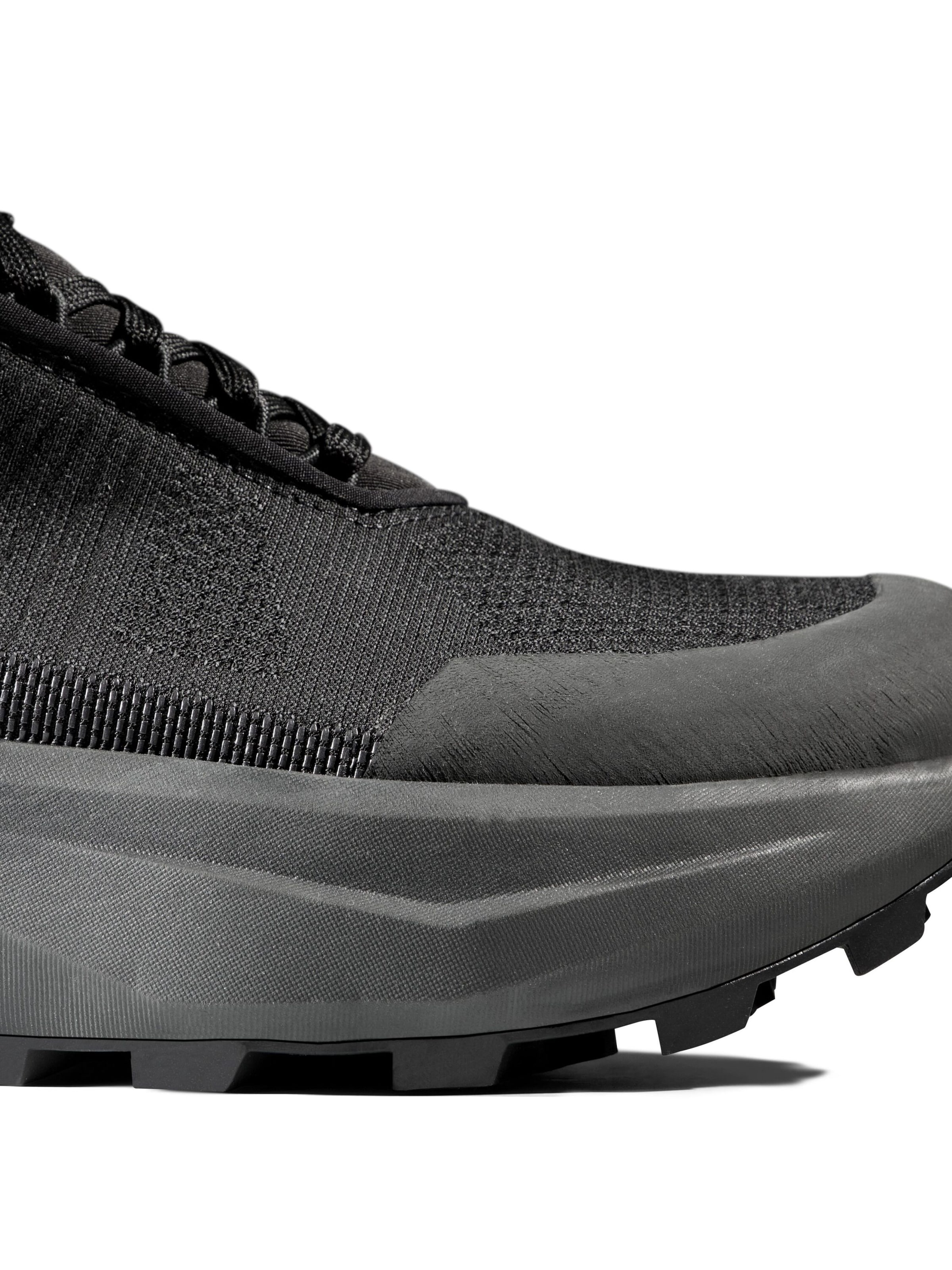 MAMMUT Flats 'Aenergy Mtn' in Black