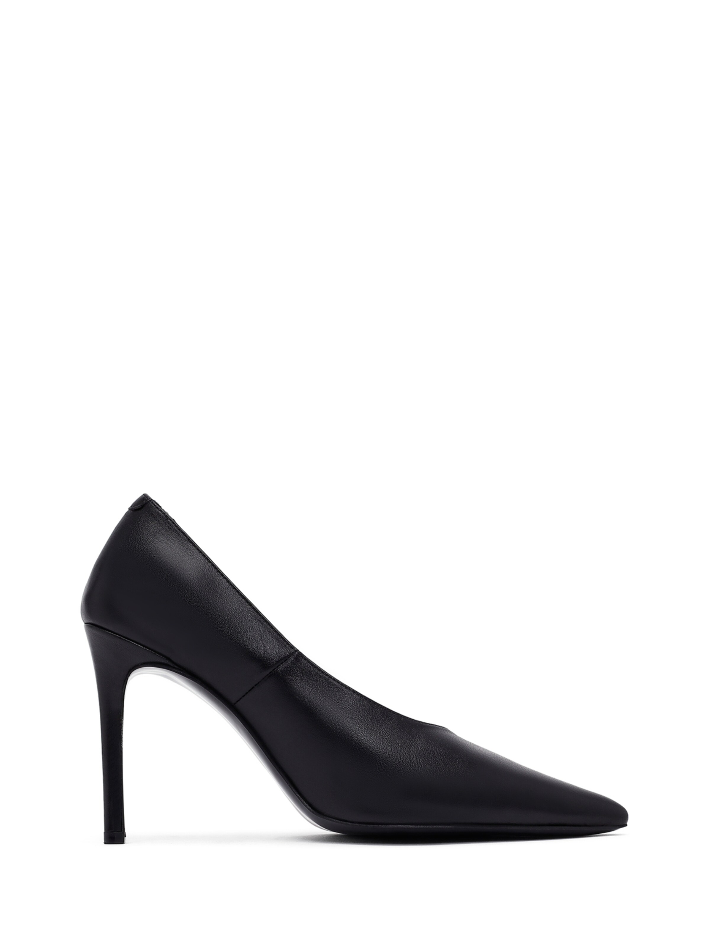 Derimod Pumps in Black
