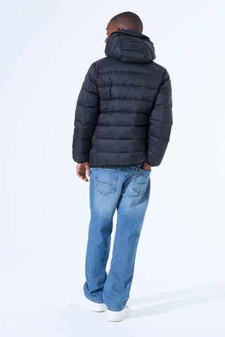 GARCIA Winter Jacket in Black