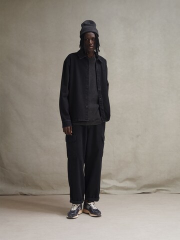 ABOJ ADEJ Regular Trousers 'Tsazega' in Black