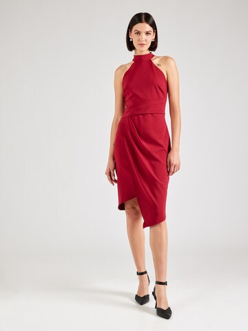 Rochie de la Lipsy pe roșu: față