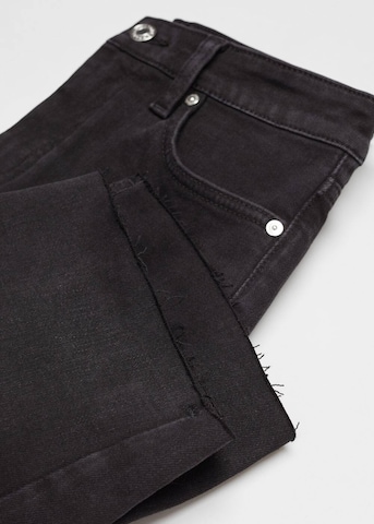 MANGO Regular Jeans 'Abril' in Schwarz