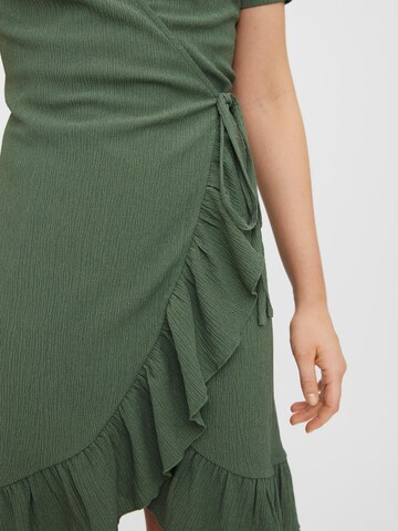 Vero Moda Tall Φόρεμα 'Haya' σε πράσινο