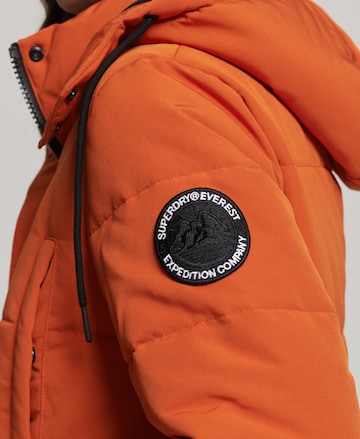 Manteau d’hiver 'Everest' Superdry en orange