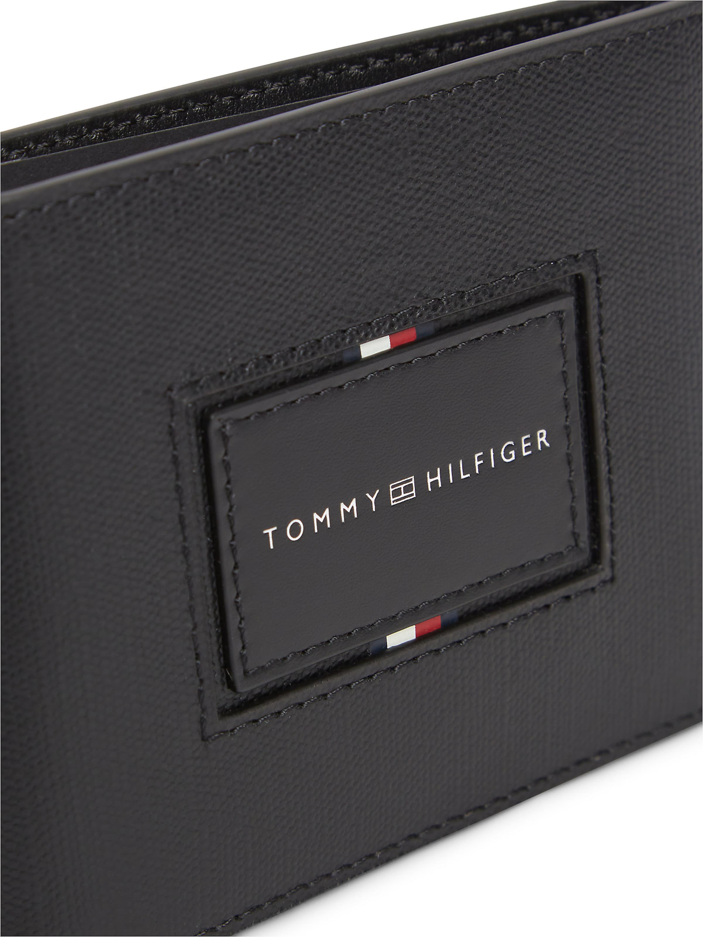 TOMMY HILFIGER Wallet in Black