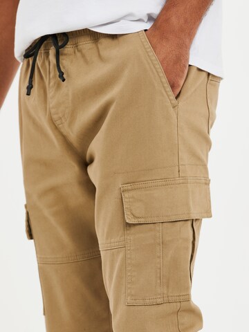 Threadbare Slim fit Cargo Pants 'Bloomfield' in Brown