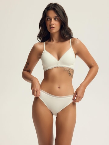 Classico Reggiseno 'Collige' di ESOTIQ in beige